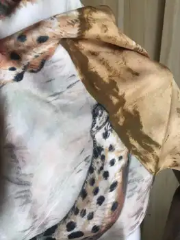 2021 new sosire primavara-vara leopard eșarfă de mătase diagonal realizate manual rola 140*140 cm șal folie de plaja eșarfă pentru femei lady
